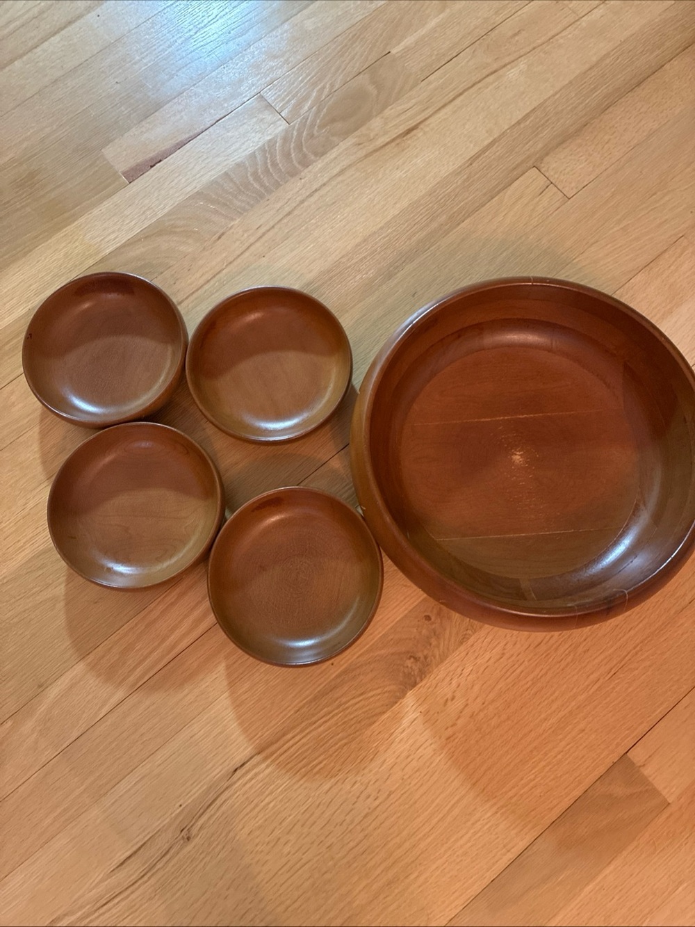 Natural Brown Wooden Serving Bowl Set — 1 Large Bowl + 4 Small Dishes
